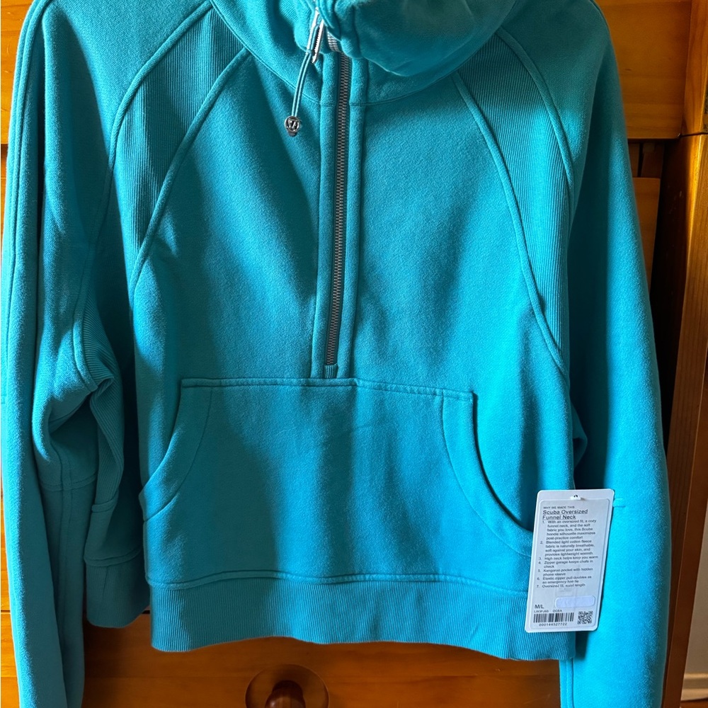 Lululemon Athletica scuba funnel neck